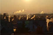 Mieszkacy zanieczyszczonych miast zapac za polis wicej?
